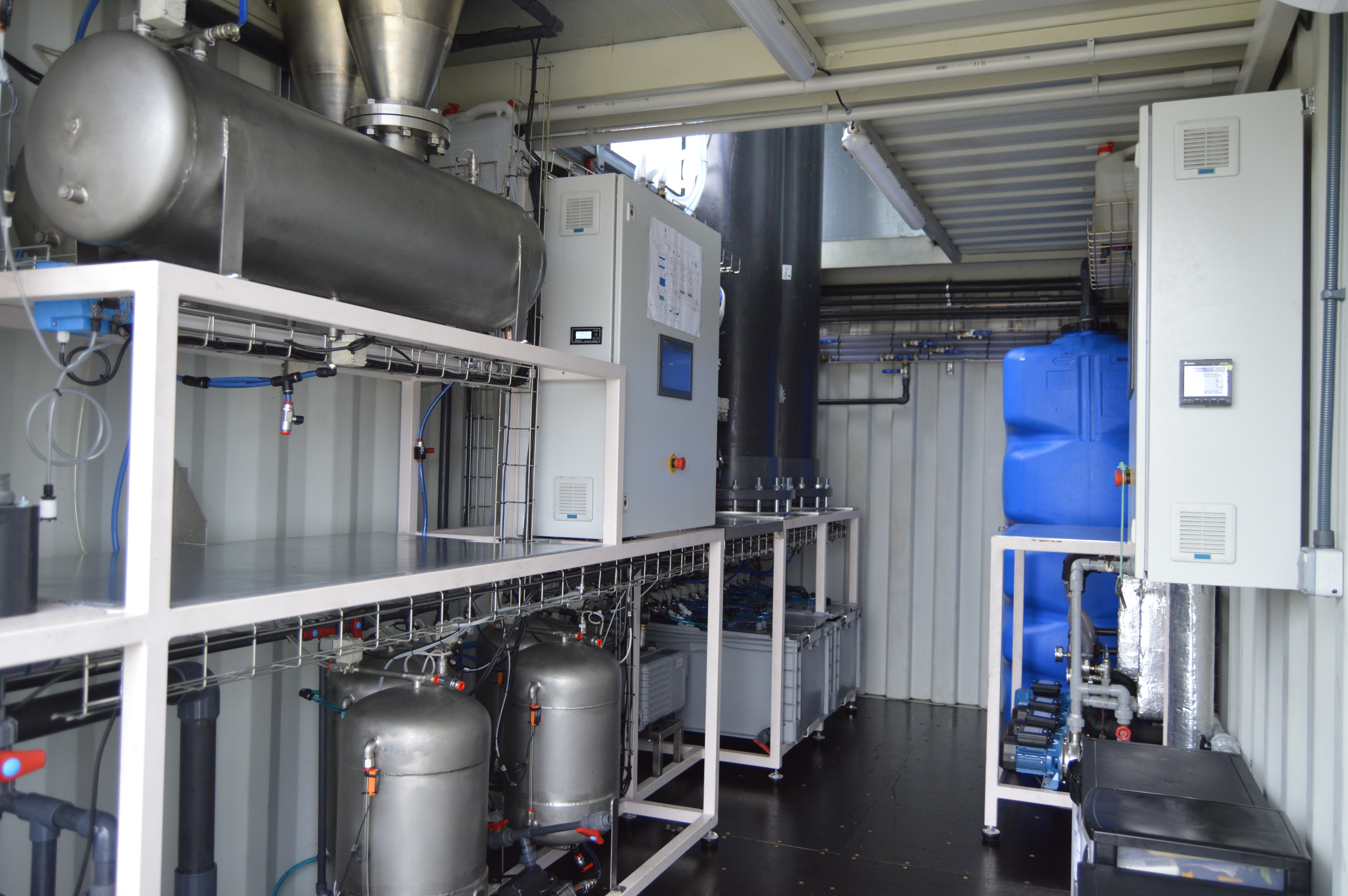 Vista interior planta piloto